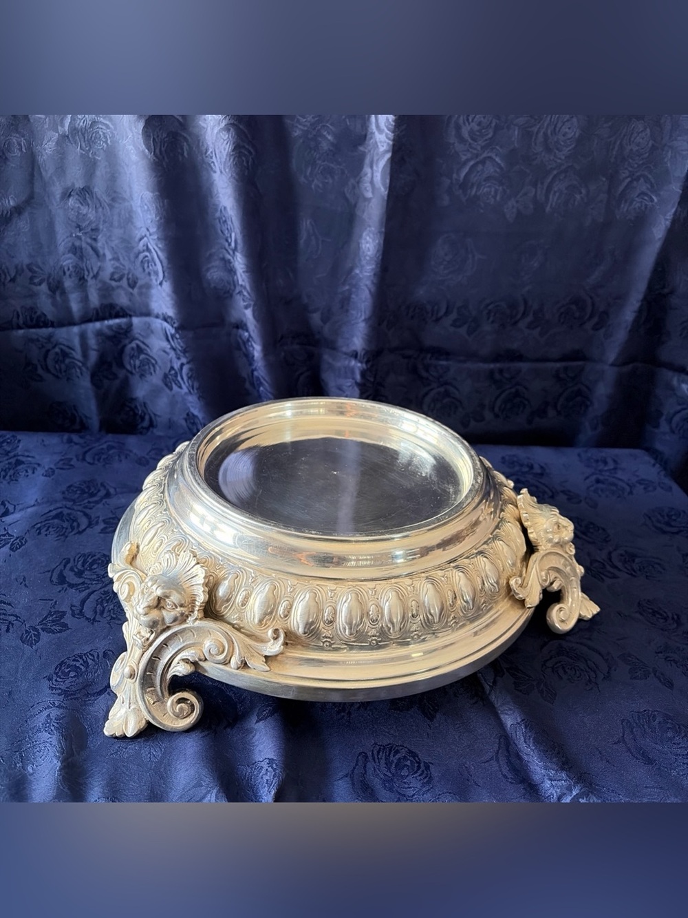VTG Metallic Alloy Ornate Food Warmer W/lionhead Pedestals